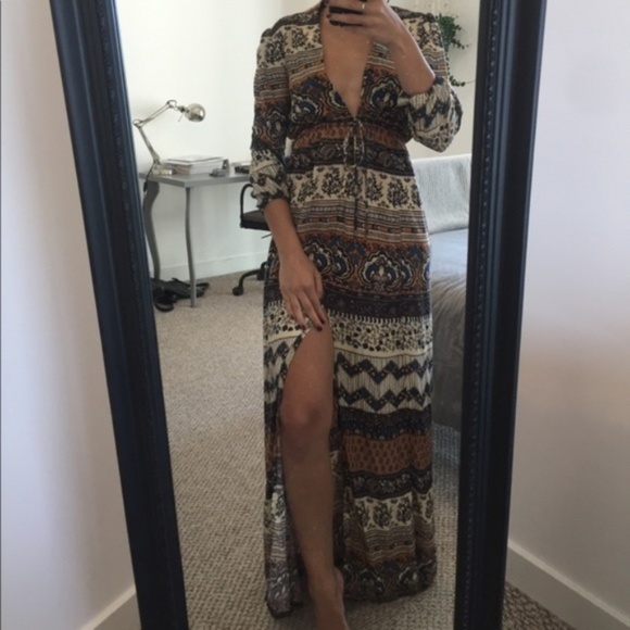 Novella Royale Dresses & Skirts - Novella Royale Maxi Dress RARE!